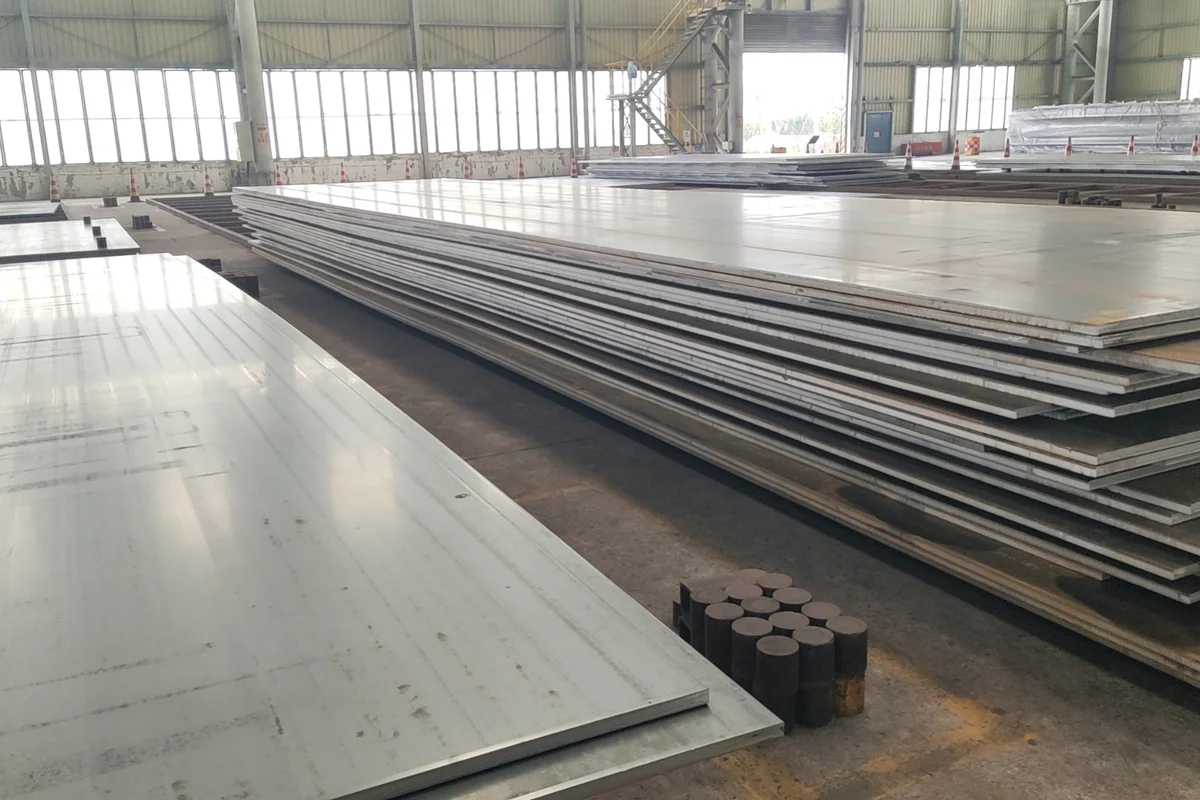 Large processing bay with overhead cranes